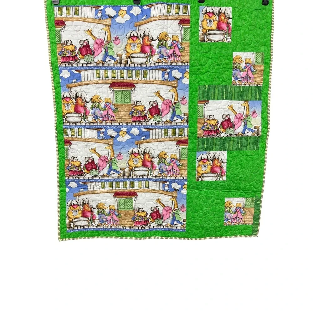 Noahs Ark Animal Quilt 40x42 Whimsical Nursery Lap Throw‎ Green Patch